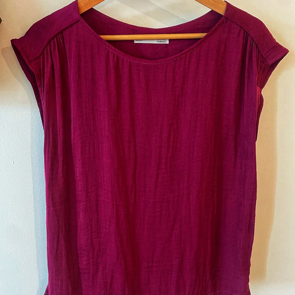 Fuchsia pink short sleeve blouse